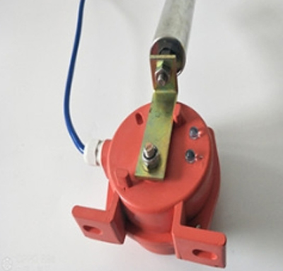 XPK-I跑偏開(kāi)關(guān)、X-TB-1-1230兩級(jí)跑偏開(kāi)關(guān)廠家