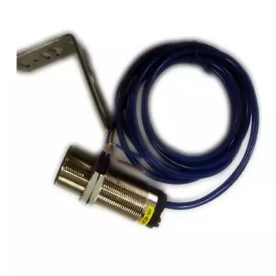 SS2-220V-B-1提升機(jī)速度開(kāi)關(guān)、SSS-HL速度傳感器安裝在被傳動(dòng)軸旁廠家